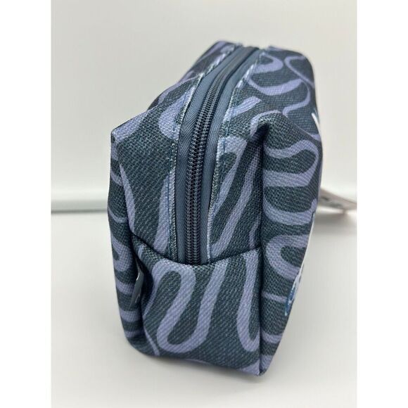 Disney Lilo & Stitch Swirls Makeup Bag - Picture 2 of 4